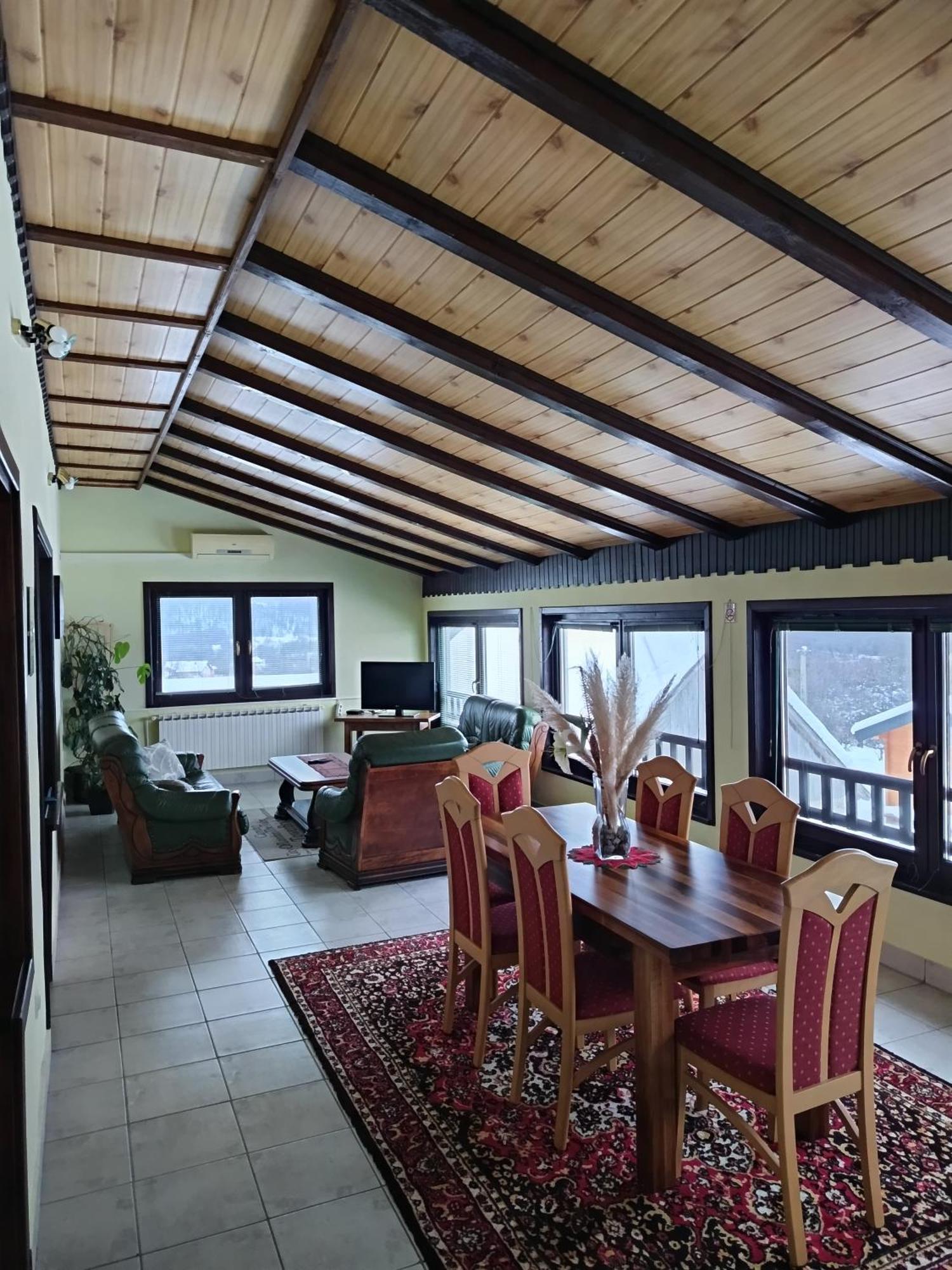 Guesthouse Pavlicic ドレツニック・グラード エクステリア 写真